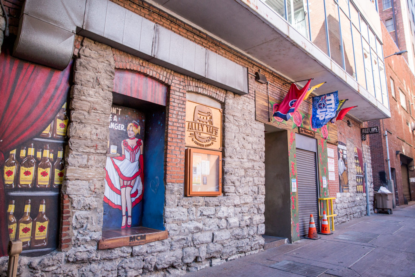 10 Places Nashville Locals Go - Alley Taps Top 5 Most Haunted Bars In Tennessee