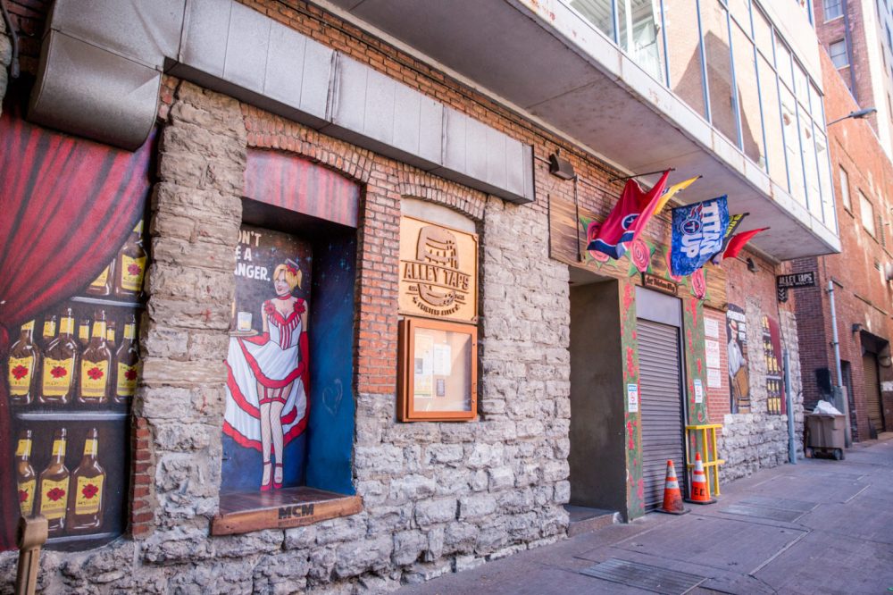 Alley Taps Downtown Nashville