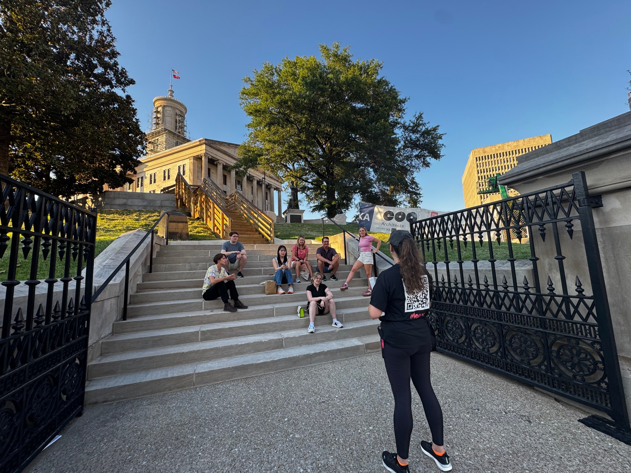 ghost tour guide nashville tennessee state capitol